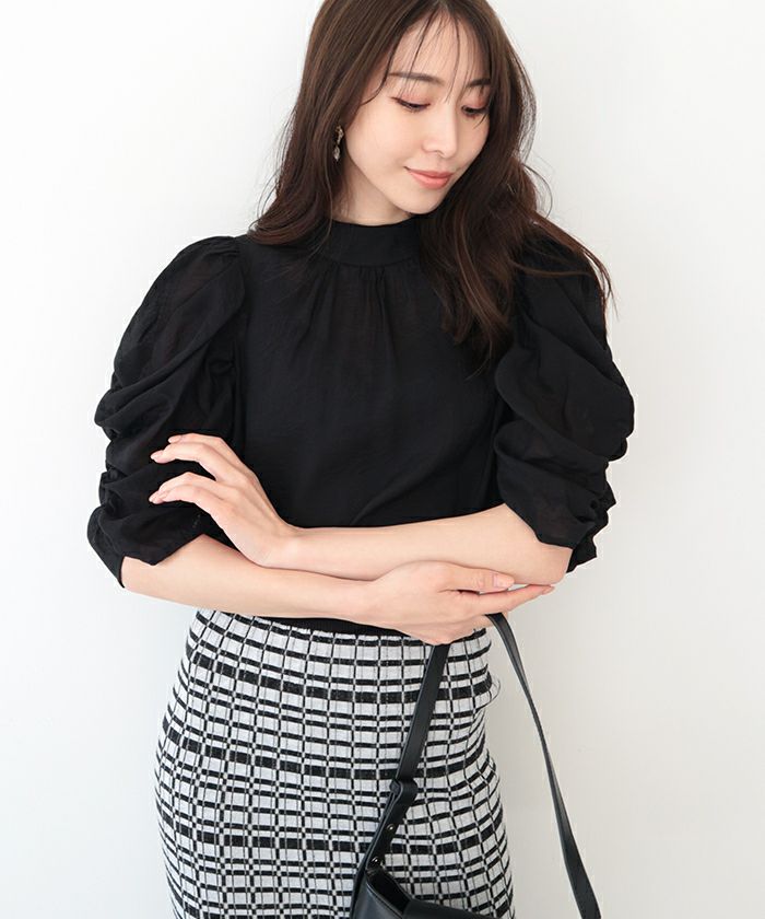 美品 WILLFULLY マットサテン ギャザー ボリュームスリーブ ブラウス 追加》【洗える】ミューズサテンギャザーボリュームブラウス